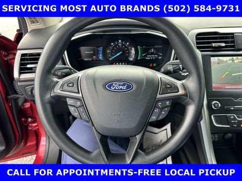 Certified 2020 Ford Fusion SE image 25