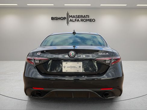 New 2025 Alfa Romeo Giulia w/ Driving Assist Package RWD image 6