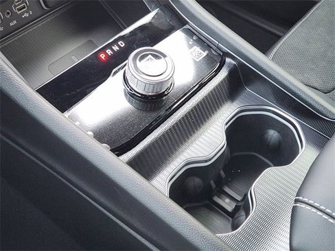 New 2025 Jeep Grand Cherokee L Altitude image 15