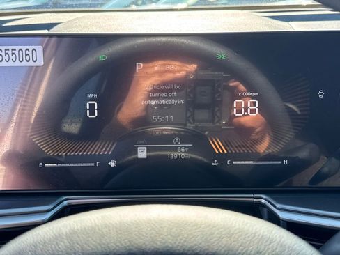 Certified 2024 Kia Sorento LX image 27