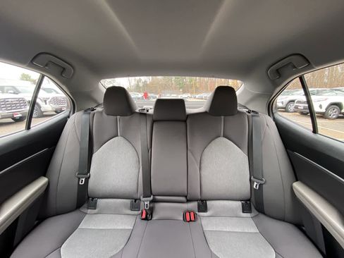 Used 2023 Toyota Camry LE image 31