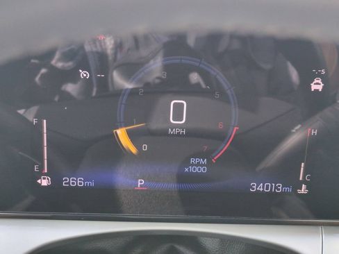 Used 2025 Chevrolet Trax LT w/ LT Convenience Package FWD image 16