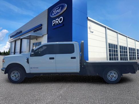 Used 2022 Ford F250 XL w/ Power Equipment Group image 23