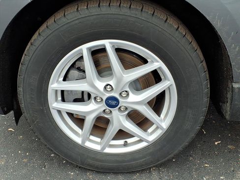 Certified 2022 Ford Edge SEL w/ Convenience Package image 15