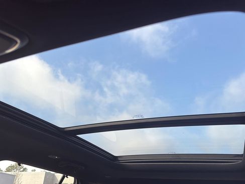 New 2025 Jeep Grand Cherokee Limited w/ Luxury Tech Group II image 26