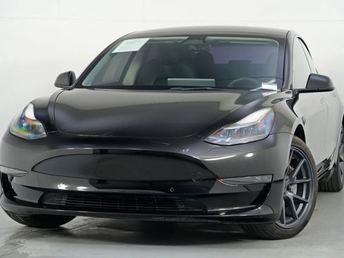 Used 2022 Tesla Model 3 image 3