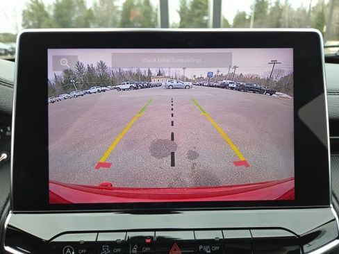 Used 2025 Jeep Compass Trailhawk image 11