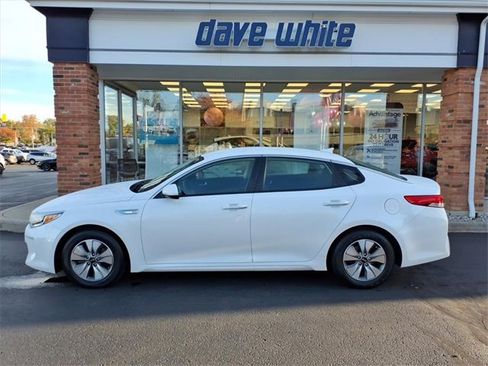 Used 2018 Kia Optima Premium w/ Convenience Package image 20