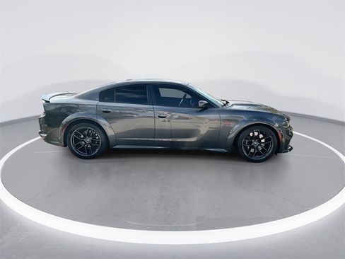 Used 2020 Dodge Charger Scat Pack image 9