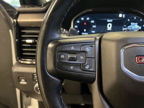 Used 2023 GMC Sierra 1500 AT4 w/ AT4 Preferred Package AWD/4WD image 7