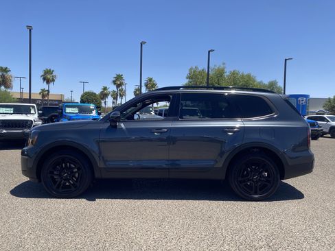 Certified 2024 Kia Telluride SX Prestige X-Line AWD/4WD image 3