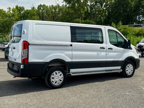 Used 2025 Ford Transit 250 Low Roof w/ Exterior Upgrade Package RWD image 3