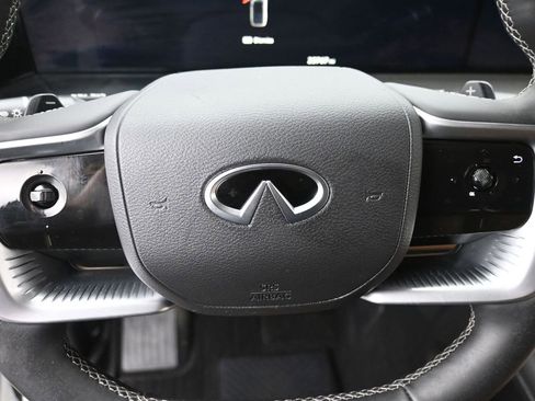 Used 2025 INFINITI QX80 Luxe AWD/4WD image 15