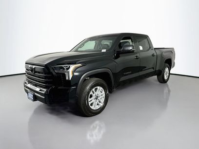 New 2026 Toyota Tundra SR5 w/ SR5 Premium Package