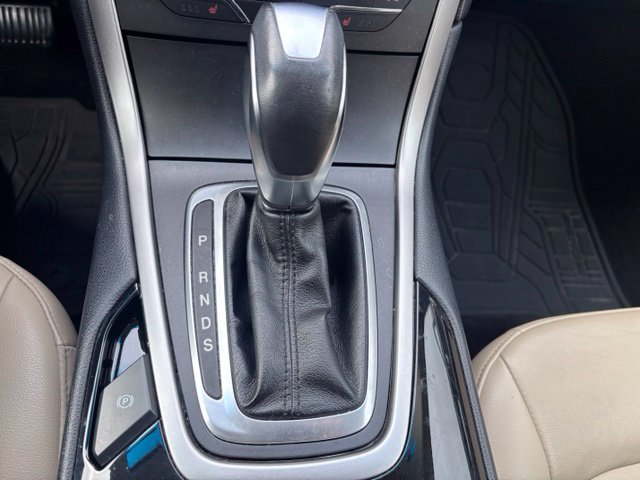 Used 2016 Ford Edge SEL w/ Equipment Group 201A AWD/4WD image 21