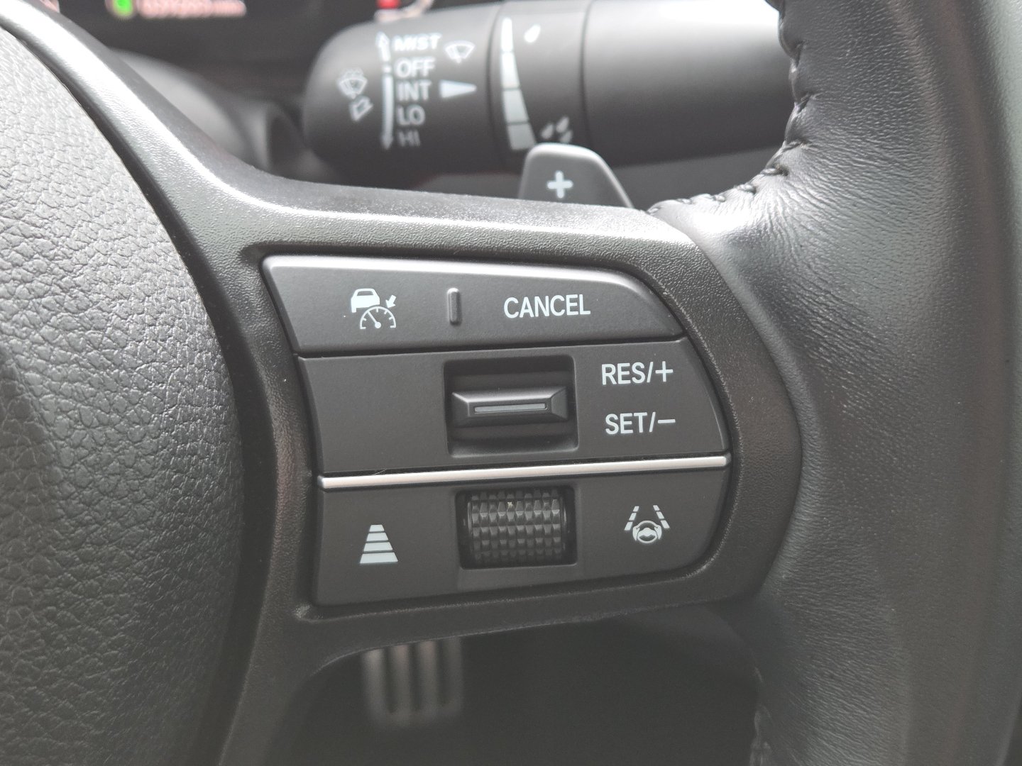 Used 2023 Honda Accord Sport image 9