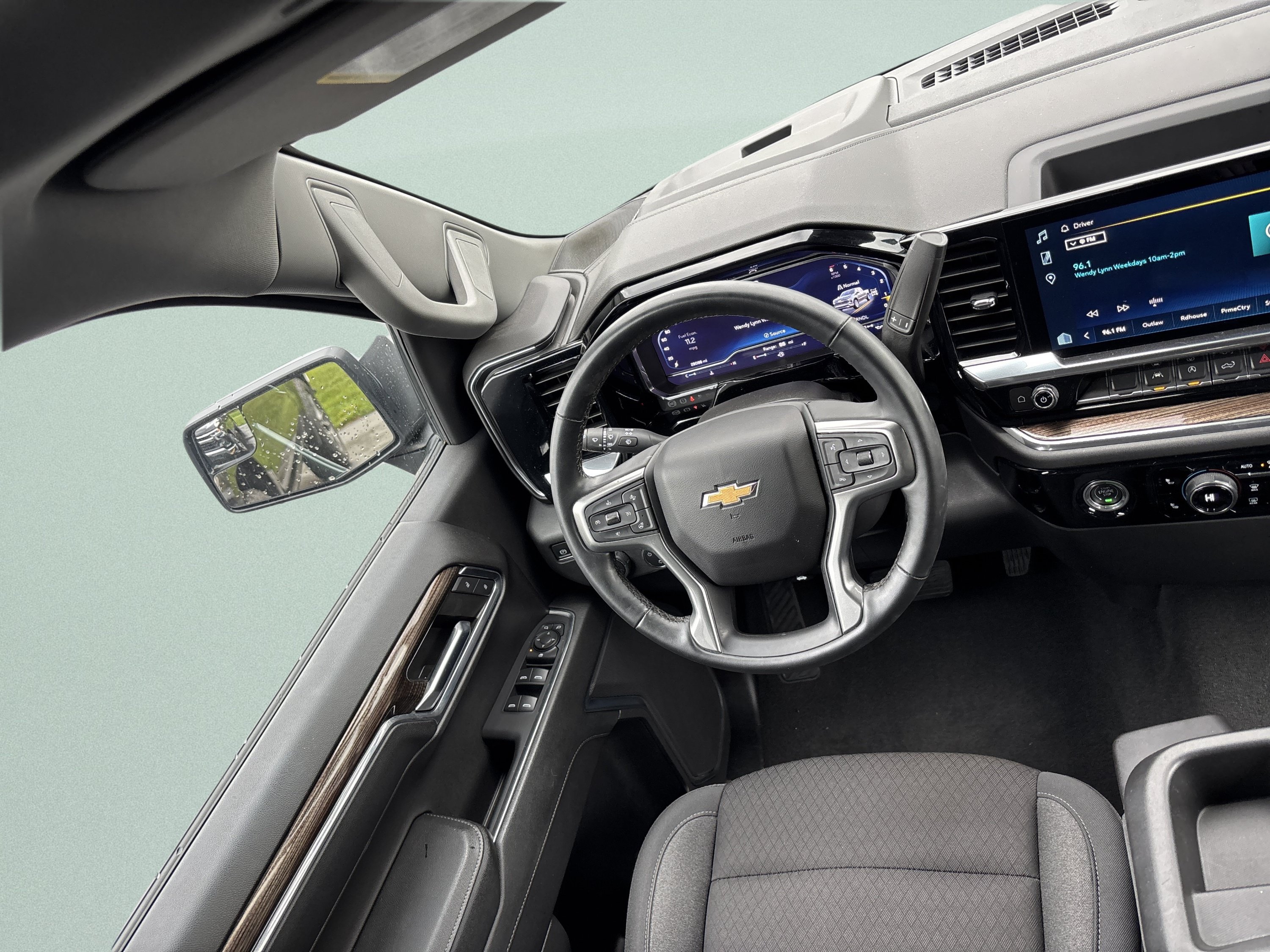 Used 2024 Chevrolet Silverado 1500 LT AWD/4WD image 26