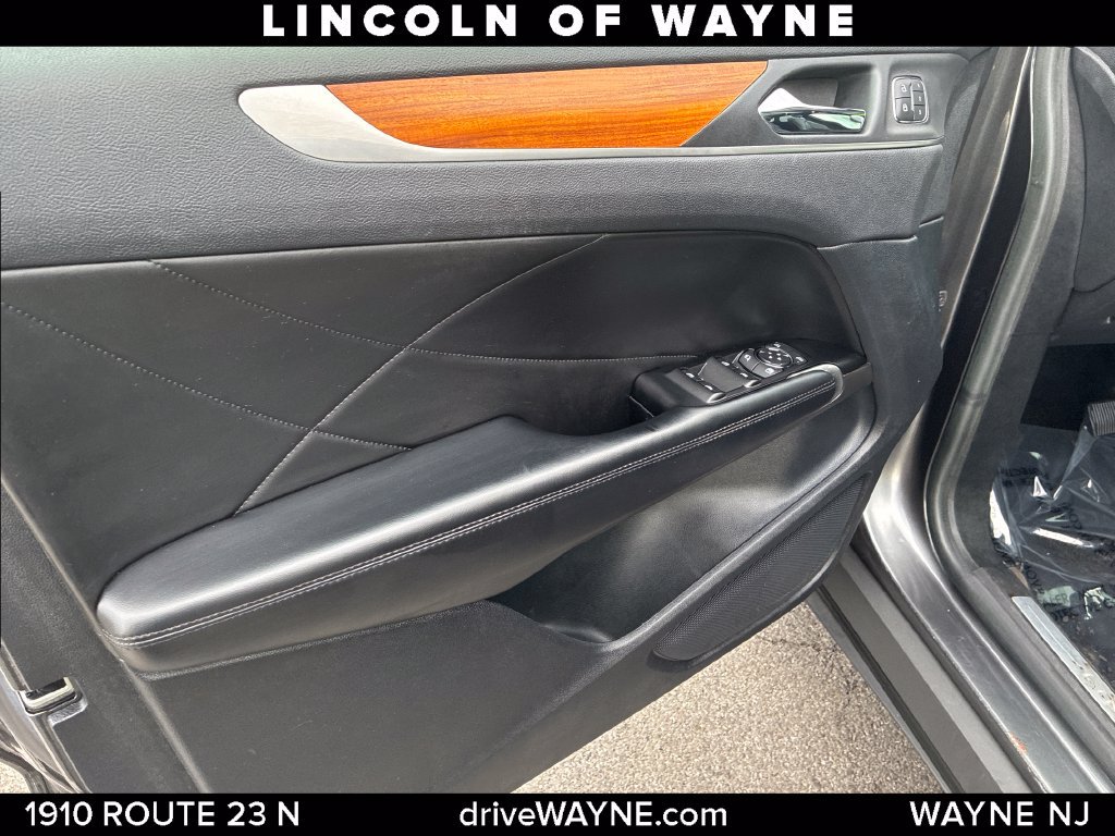 Used 2019 Lincoln MKC Reserve w/ MKC Climate Package AWD/4WD image 13