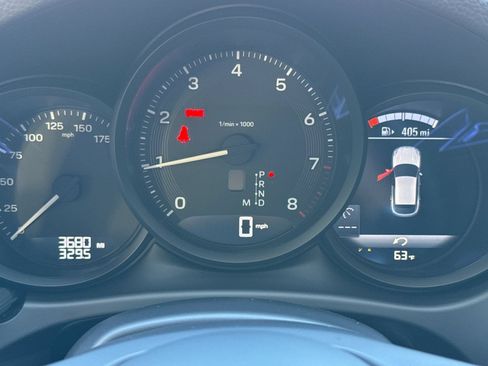 Certified 2026 Porsche Macan AWD/4WD image 30