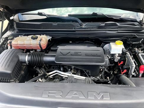 Used 2019 RAM 1500 Tradesman RWD image 32