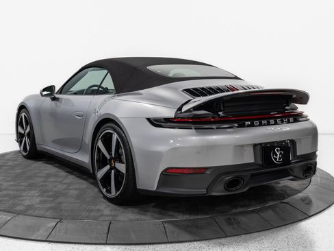Used 2025 Porsche 911 Carrera RWD image 20