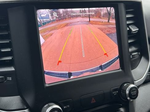 Used 2022 RAM 1500 Big Horn image 24