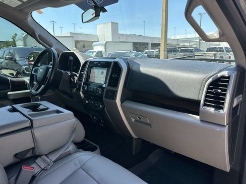 Used 2017 Ford F150 Lariat AWD/4WD image 28