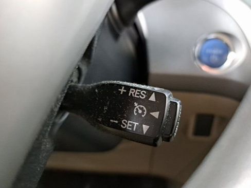 Used 2013 Toyota Prius Two FWD image 18