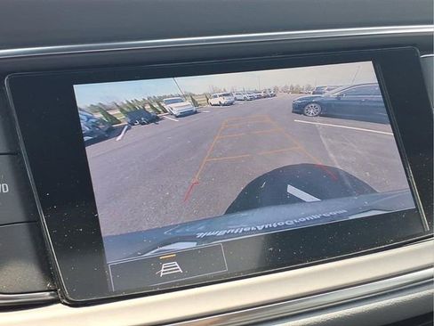 Used 2023 Buick Enclave Essence w/ Experience Buick Package AWD/4WD image 9