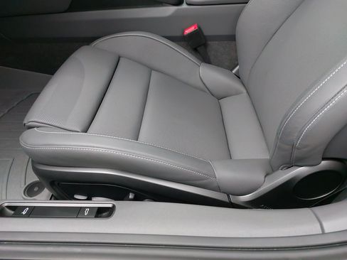 Certified 2024 Porsche 911 Carrera S RWD image 27
