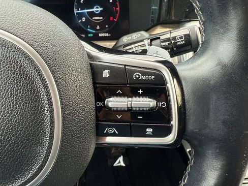 Used 2021 Kia Sorento SX Prestige image 16