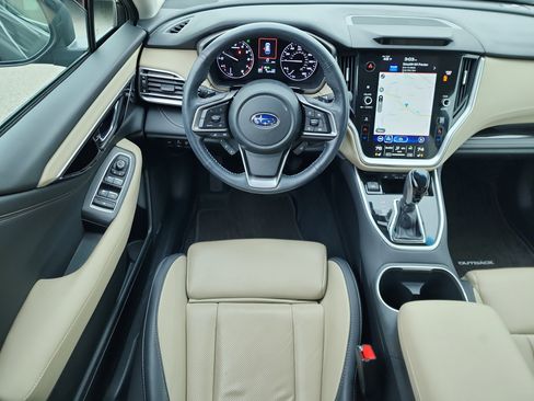 Certified 2022 Subaru Outback Limited image 13