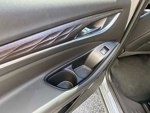 Used 2023 Buick Enclave Avenir w/ Avenir Technology Package image 14