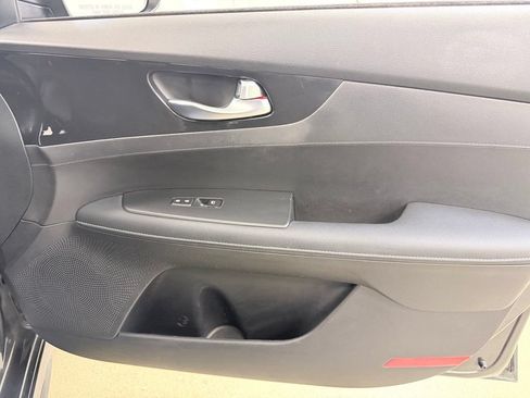 Used 2024 Kia Forte GT-Line FWD image 31