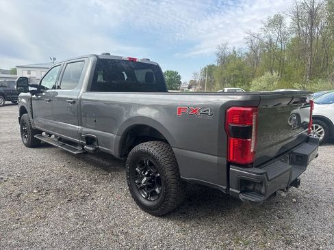 Used 2023 Ford F250 XLT w/ XLT Premium Package AWD/4WD image 6