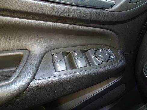 Used 2023 Chevrolet Equinox LT FWD image 21