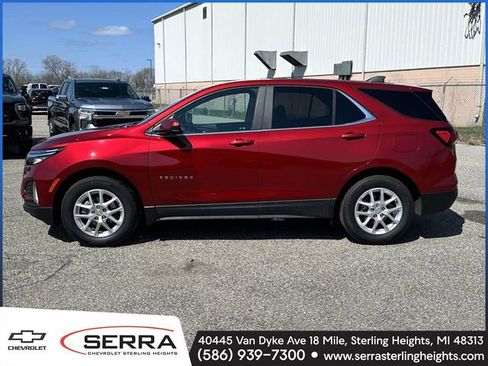 Certified 2023 Chevrolet Equinox LT image 2