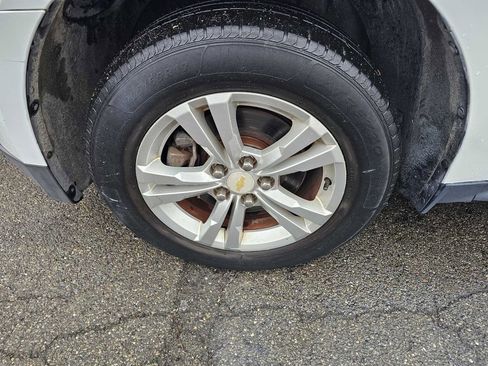Used 2011 Chevrolet Equinox LT w/ Driver Convenience Package image 12