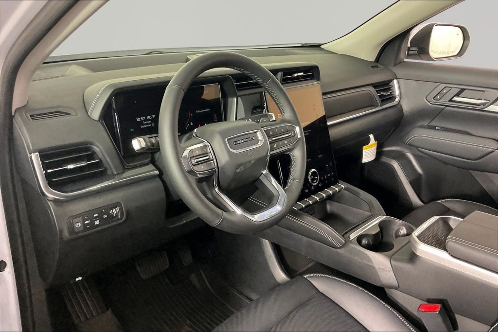 New 2027 GMC Terrain Denali w/ LPO, Floor Liner Package AWD/4WD image 8