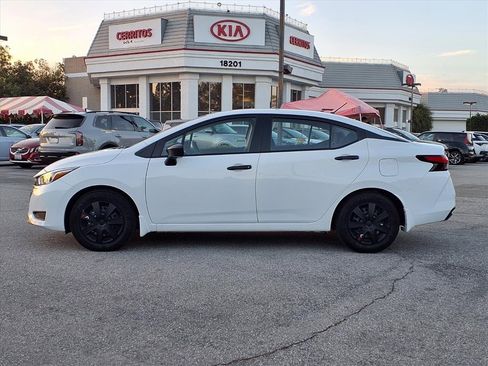 Used 2024 Nissan Versa S w/ Trunk Package image 2