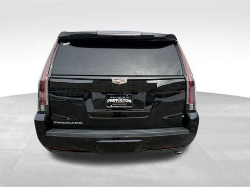 Used 2018 Cadillac Escalade ESV Platinum image 6