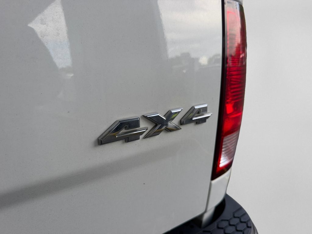 Used 2024 RAM 1500 Classic SLT AWD/4WD image 27