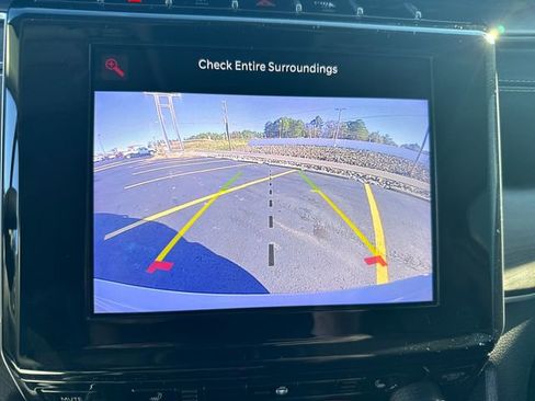 Used 2022 Jeep Grand Cherokee Limited image 16