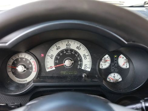 Used 2007 Toyota FJ Cruiser Sport Utility 2D image 29