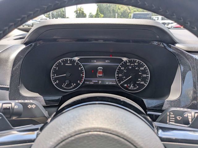 Used 2025 Nissan Pathfinder SL FWD image 26