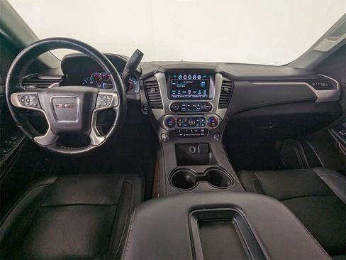 Used 2020 GMC Yukon SLT w/ Premium Edition image 15