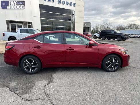 Used 2024 Nissan Sentra SV w/ Lighting Package FWD image 8
