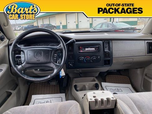 Used 2004 Dodge Dakota Sport w/ Deluxe Convenience Group image 20