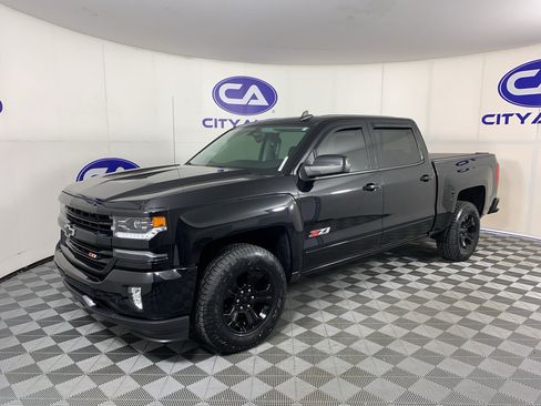 Used 2017 Chevrolet Silverado 1500 LTZ Z71 w/ Midnight Edition AWD/4WD image 6
