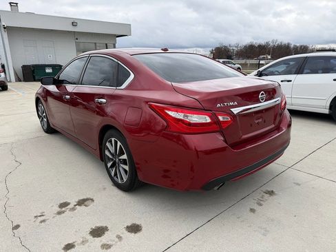 Used 2017 Nissan Altima 2.5 SV image 8